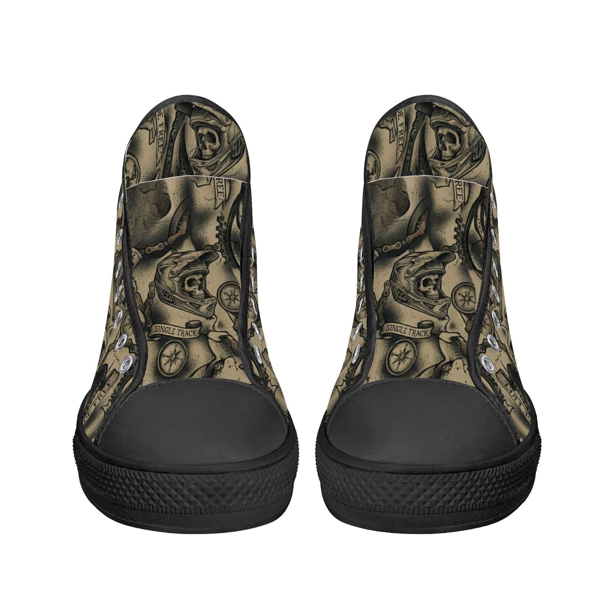 Front view of MTB Skull Camo Shoes showcasing punk-inspired skull graphics and rugged black toe caps for trail-ready performance.